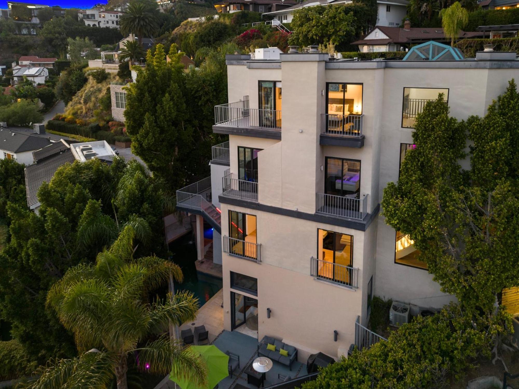 Hollywood Hills Chateau Marmont Villa Los Angeles Exterior photo